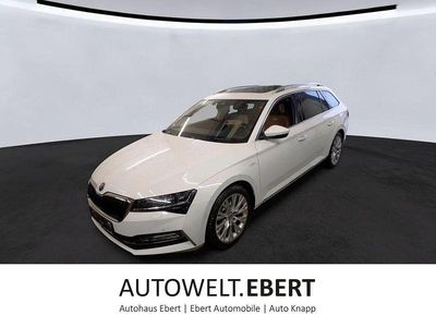 Weiß Gebraucht 2022 Skoda Superb LAURIN & KLEMENT Kombi | 36.890 € (Teuer)