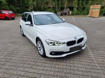 gebraucht BMW 318 i Touring Advantage 1.Hand