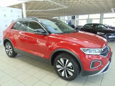 Usata VW T-Roc Life 150 CV (110 kW) 2025 Rosso SUV