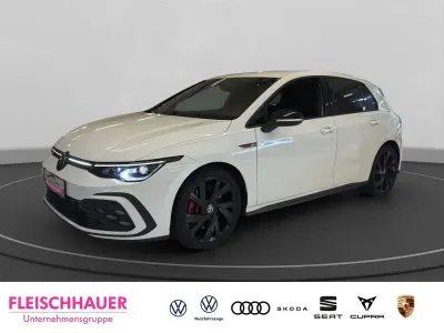 Usata VW Golf VIII Style 300 CV (220 kW) 2022 Bianco Berlina
