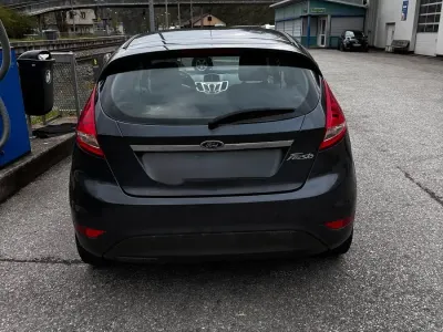 Gebraucht Ford Fiesta 97 PS (71 kW) 2009 Blau Limousine
