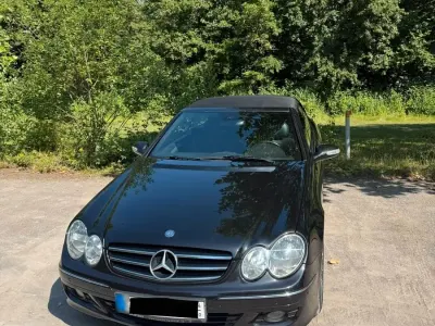Gebraucht Mercedes CLK280 Avantgarde 321 PS (236 kW) 2005 Schwarz Cabrio
