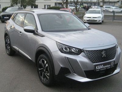 Grau Gebraucht 2020 Peugeot e-2008 Allure SUV | 17.500 € (Fairer Preis)