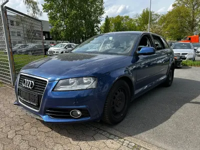 Gebraucht Audi A3 Ambiente 160 PS (117 kW) 2010 Blau Kleinwagen