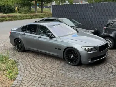 Gebraucht BMW 730 245 PS (180 kW) 2009 Grau Limousine