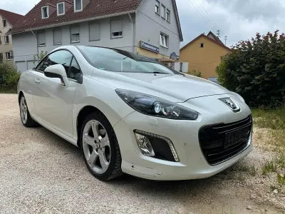 Gebraucht Peugeot 308 CC 163 PS (119 kW) 2013 Weiß Cabrio
