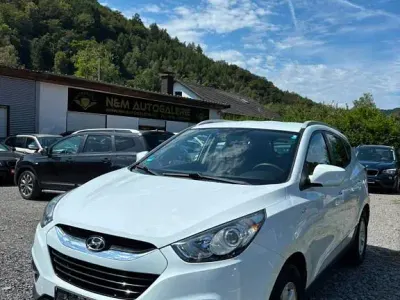 Gebraucht Hyundai ix35 Comfort 163 PS (119 kW) 2010 Weiß SUV