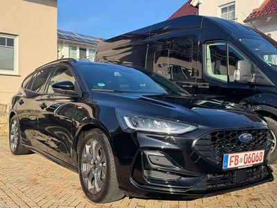 Osvidianschwarz Gebraucht 2024 Ford Focus ST-Line Kombi | 21.000 € (Superpreis)