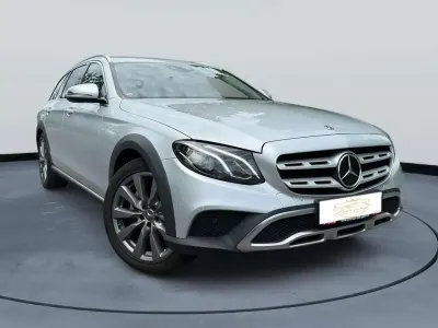 Gebraucht Mercedes E220 194 PS (142 kW) 2019 Silber Kombi