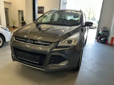Gebraucht Ford Kuga Titanium 179 PS (131 kW) 2018 Schwarz SUV