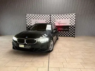 Usata BMW 318 Shadowline 150 CV (110 kW) 2023 Nero Station wagon