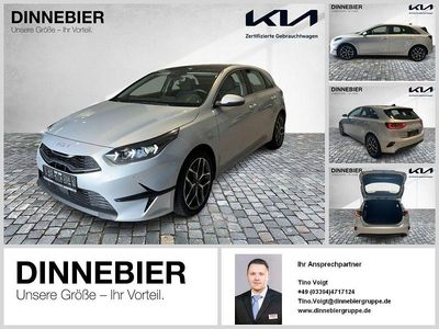Gebraucht Kia Ceed Spirit 160 PS (117 kW) 2023 Sparklingsilber metallic Kleinwagen