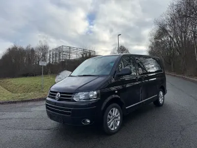 Używany VW Transporter Highline 179 KM (131 kW) 2014 Czarny Van