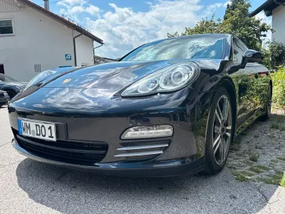 Gebraucht Porsche Panamera 4S Chrono 400 PS (294 kW) 2011 Schwarz Kleinwagen