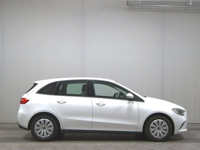 Mercedes B200