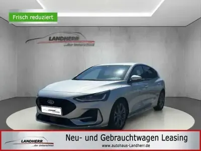Gebraucht Ford Focus ST-Line 116 PS (85 kW) 2025 Silber Limousine