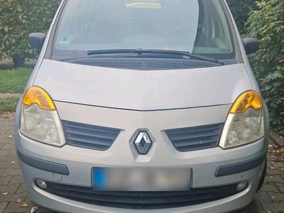 Gebraucht Renault Modus 88 PS (64 kW) 2006 Silber Van / Kleinbus