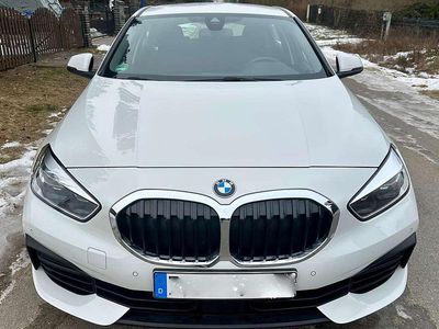 Gebraucht BMW 118 Advantage 140 PS (102 kW) 2020 Weiß Kleinwagen