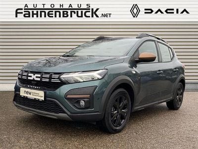 Grün Gebraucht 2025 Dacia Sandero Extreme Limousine | 18.280 € (Fairer Preis)