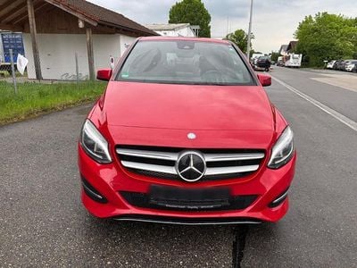 Mercedes B220