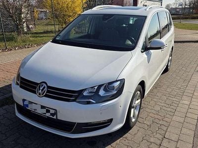 Second-hand VW Sharan Highline 177 CP (130 kW) 2014 Alb Monovolum