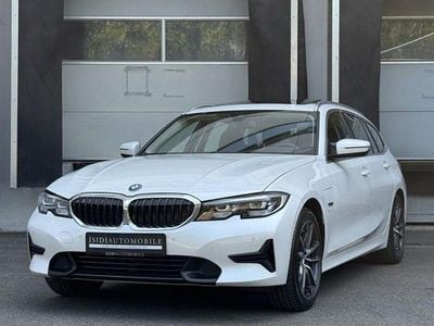 Second-hand BMW 330e Sport Line 184 CP (135 kW) 2022 Alb Break