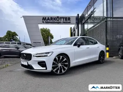 Gebraucht Volvo S60 Plus 197 PS (144 kW) 2023 Weiss Limousine