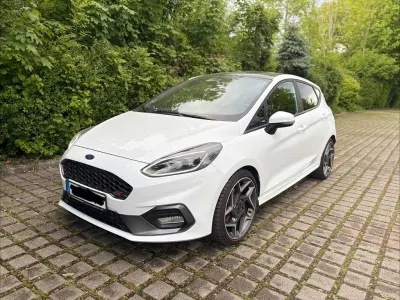 Gebraucht Ford Fiesta ST 200 PS (147 kW) 2019 Weiß Kleinwagen