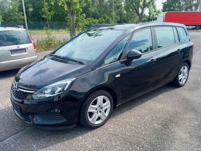 Gebraucht Opel Zafira Tourer 140 PS (102 kW) 2017 Schwarz Van / Kleinbus