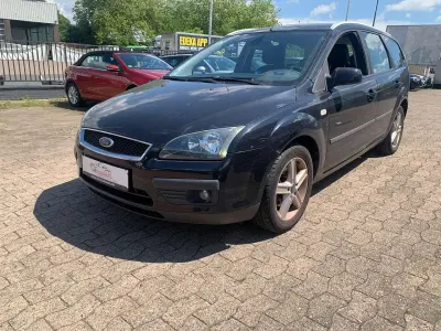 Gebraucht Ford Focus Sport 116 PS (85 kW) 2006 Pantherschwarz metallic Kombi