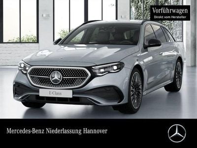 Silber Gebraucht 2025 Mercedes E200 AMG line Limousine | 71.900 €