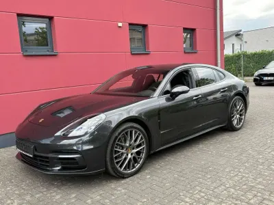 Gebraucht Porsche Panamera 4 330 PS (242 kW) 2018 Vulkangrau** Limousine