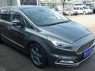Gebraucht Ford S-MAX Vignale 209 PS (153 kW) 2017 Grau Van / Kleinbus