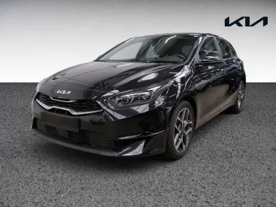 Gebraucht Kia Ceed Spirit 141 PS (103 kW) 2025 Schwarz Kleinwagen