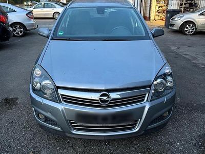 Gebraucht Opel Astra 115 PS (84 kW) 2008 Grau Kombi