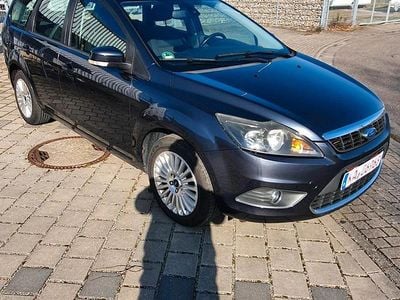Gebraucht Ford Focus 125 PS (91 kW) 2009 Grau Kombi