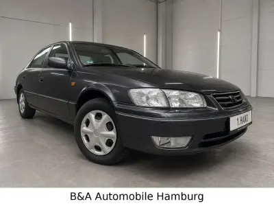 Gebraucht Toyota Camry 131 PS (96 kW) 2000 Grau Limousine
