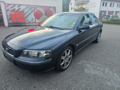 Gebraucht Volvo S60 140 PS (102 kW) 2003 Blau Limousine