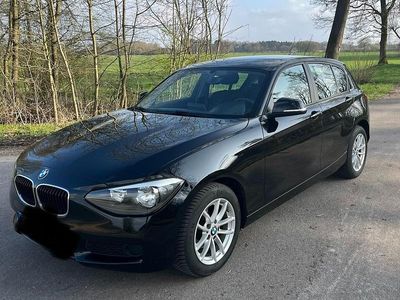 Gebraucht BMW 116 136 PS (100 kW) 2014 Schwarz Kleinwagen