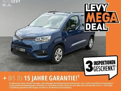 Gebraucht Toyota Proace Verso City 131 PS (96 kW) 2024 Blau Kombi