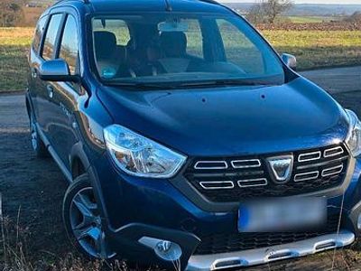 Gebraucht Dacia Lodgy Stepway 101 PS (74 kW) 2018 Blau Van / Kleinbus