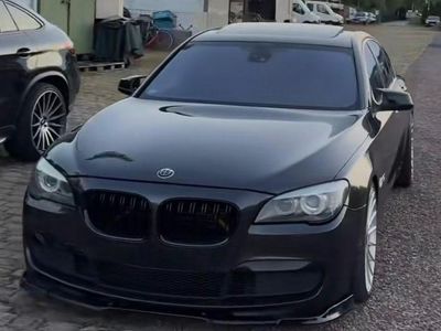 Gebraucht BMW 750 M Sport 408 PS (300 kW) 2010 Grau Limousine