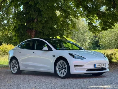 Gebraucht Tesla Model 3 366 kW (498 PS) 2022 Weiß Limousine