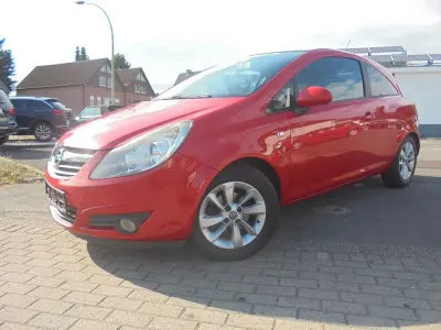 Gebraucht Opel Corsa Color Edition 87 PS (63 kW) 2010 Rot Kleinwagen