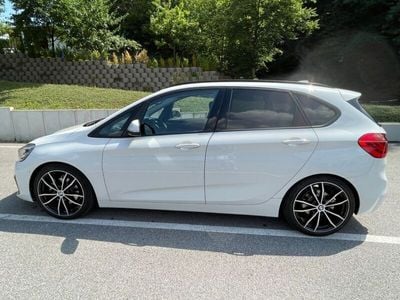 BMW 218