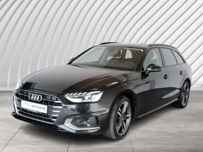 Gebraucht Audi A4 Advanced 163 PS (119 kW) 2023 Brillantschwarz Kombi