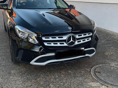 Mercedes GLA180
