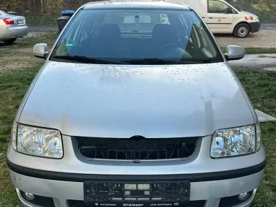 Używany VW Polo 75 KM (55 kW) 2000 Srebrny Kombi
