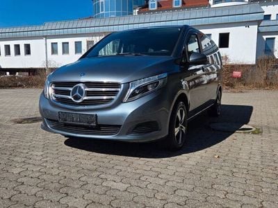 Mercedes V250