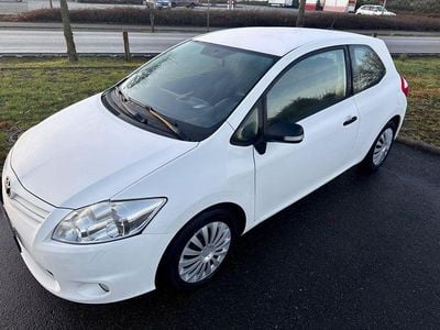 Gebraucht Toyota Auris 99 PS (72 kW) 2012 Weiß Limousine